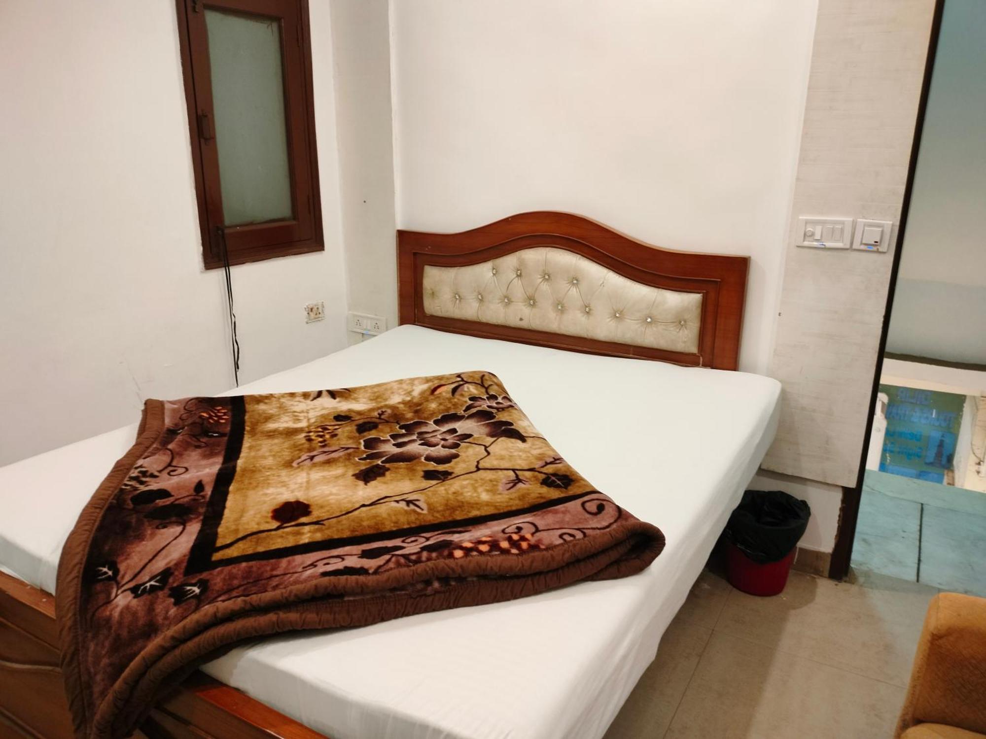 Hotel Geetanjali Inn New Delhi Exterior photo