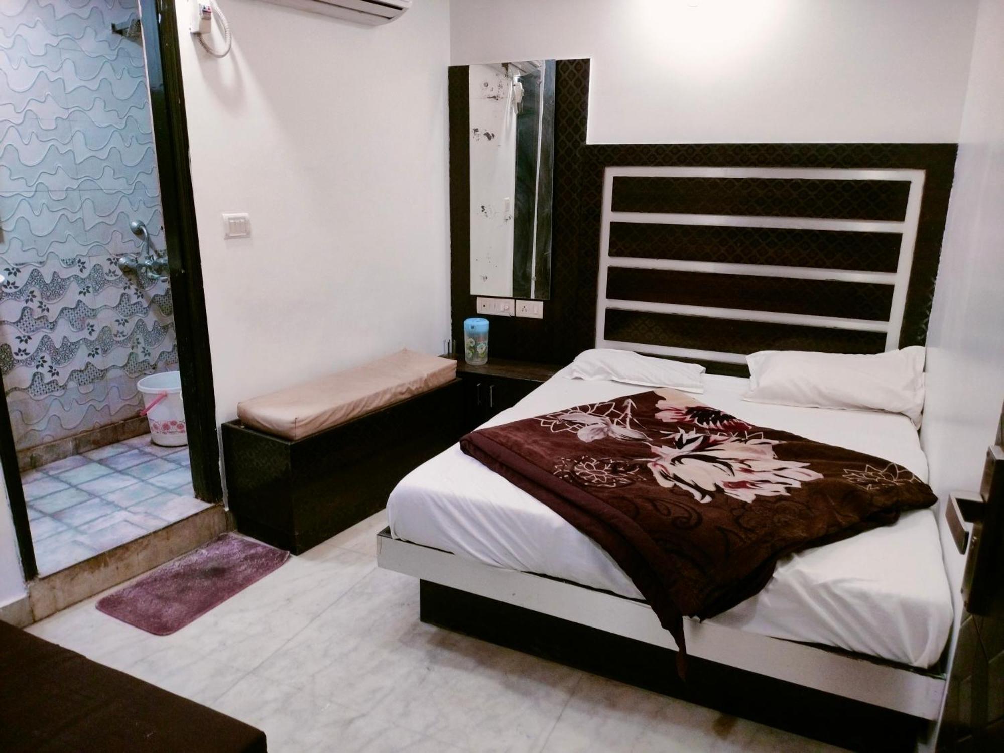 Hotel Geetanjali Inn New Delhi Exterior photo